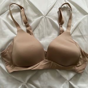 aerie wireless 32B